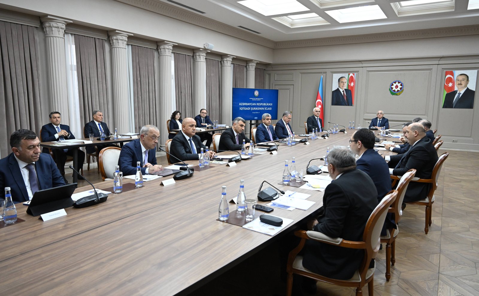 İqtisadi Şuranın  iclası keçirilib 2